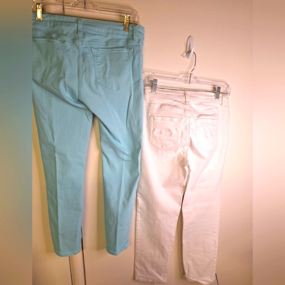 Two Pair of Slim Leg Jeans White/ Light Teal Size 6p - Picture 5 of 9